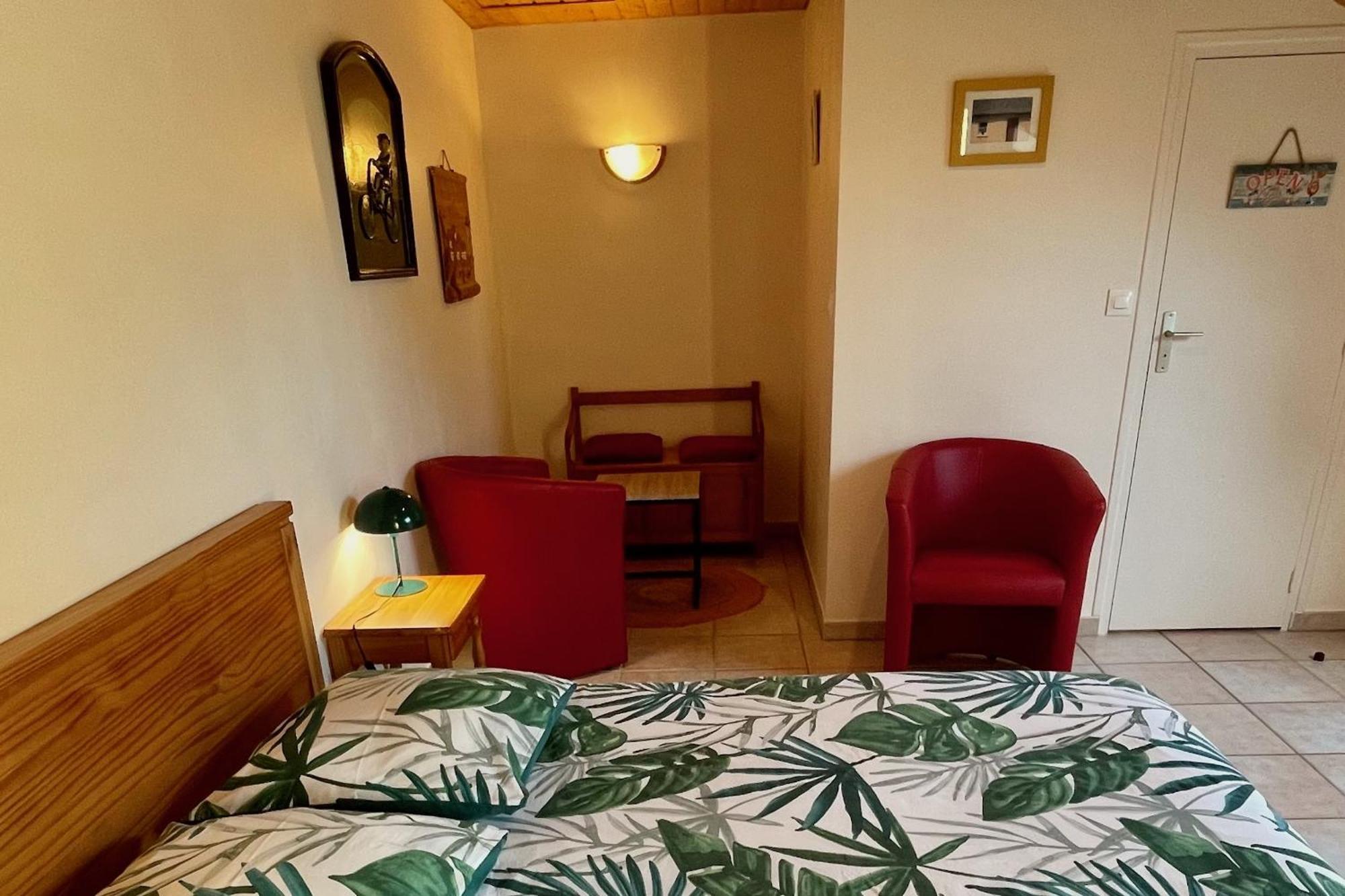 Chambres D'Hotes Les Tilleuls Poullaouen エクステリア 写真
