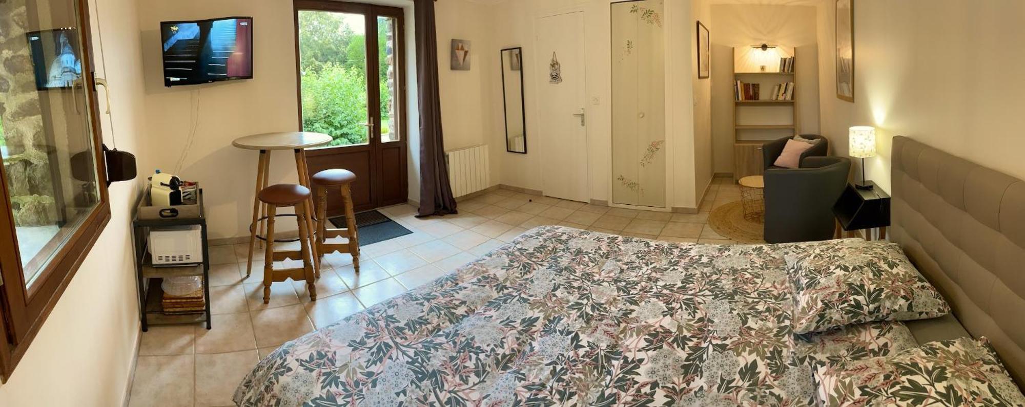 Chambres D'Hotes Les Tilleuls Poullaouen エクステリア 写真