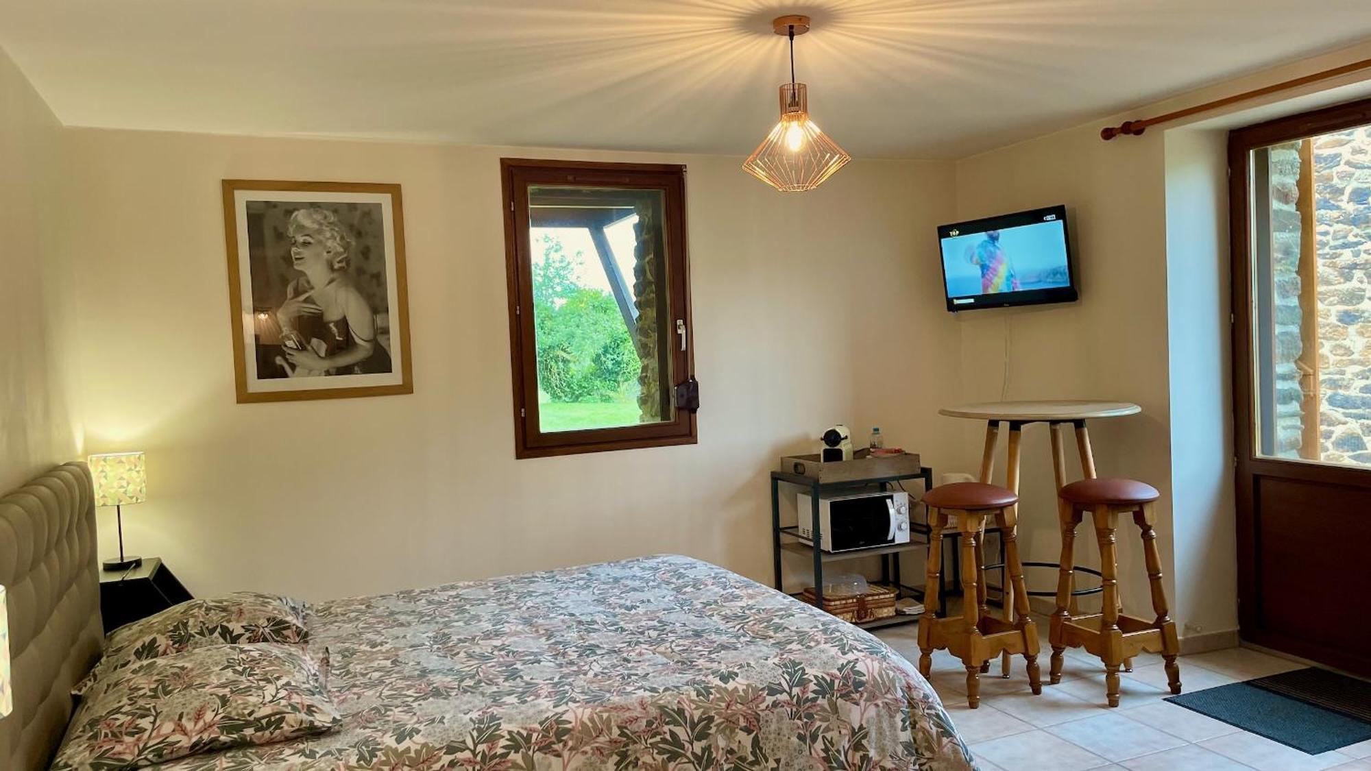 Chambres D'Hotes Les Tilleuls Poullaouen エクステリア 写真